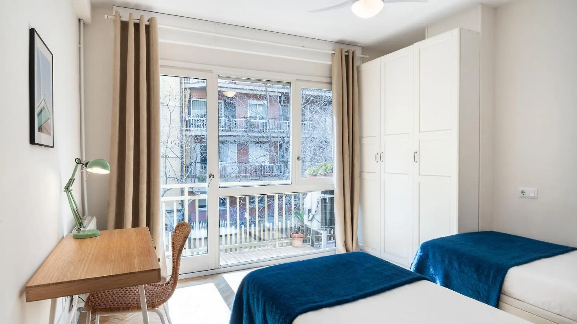 Spacious And Elegant Oasis In The Best Location Barselona İspanya
